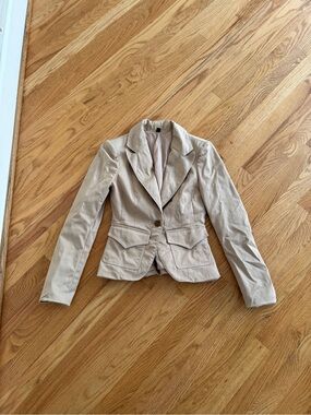 Y2k tan blazer sexy suit jacket tailored bebe size 2